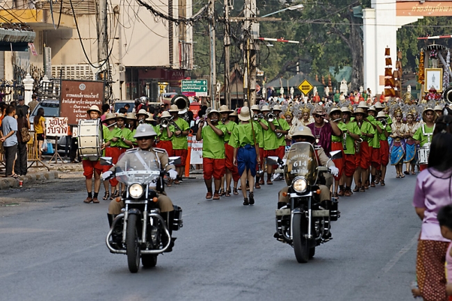 Lopburi King Narai fair-010